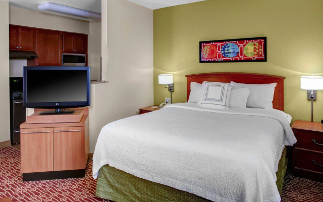 MainStay Suites Columbus Worthington