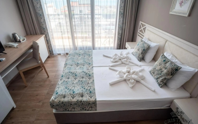 Hotel Cristiani