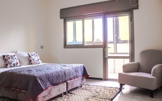 Old City Stylish 4BR by Ahlan Hospitality