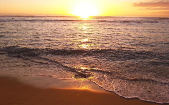 Castle Waikiki Shore