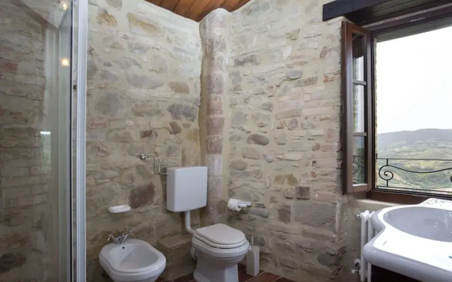 Castello di Cisterna