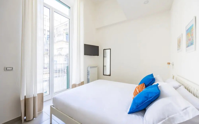 Quartieri Spagnoli Modern Flat by Wonderful Italy