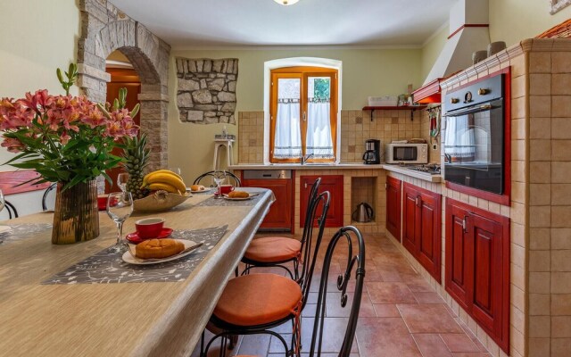Amazing Home in Medulin With Wifi and 4 Bedrooms