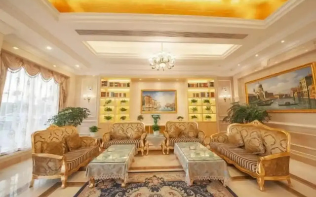 Vienna Hotel (Dongtai Chengdong New District)