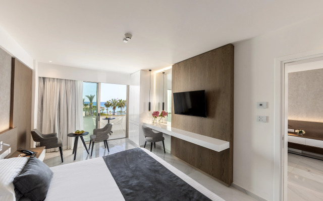 Pavlo Napa Beach Hotel
