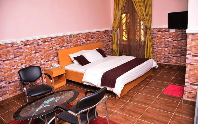 Chimcherry Hotel Limited