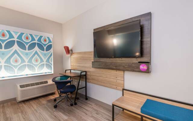 Tru by Hilton Fayetteville I-95, NC