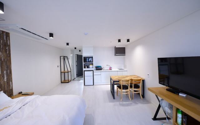 Yeosu Sun Hill SPA Pension