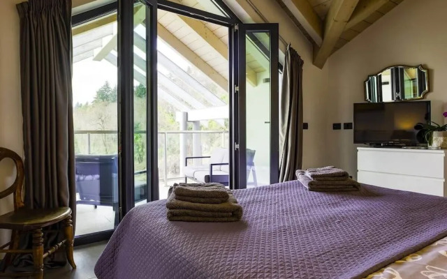 Family Friendly Italian Lakes Holiday Rental With Pool