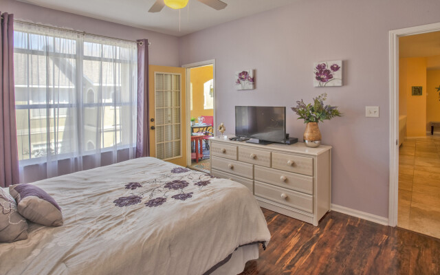 Exquisite Avalon Clearwater Condo,Minutes To Beach