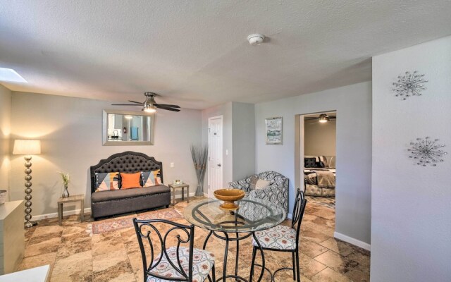 Romantic Apt: Private Patio & Shared Hot Tub!