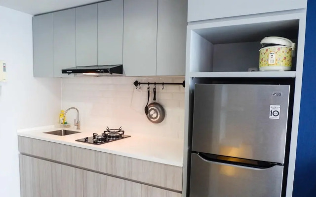 Studio Modern Tamansari The Hive Cawang