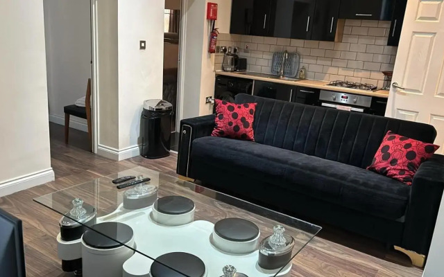 Luxurious 2 Bed Apartment