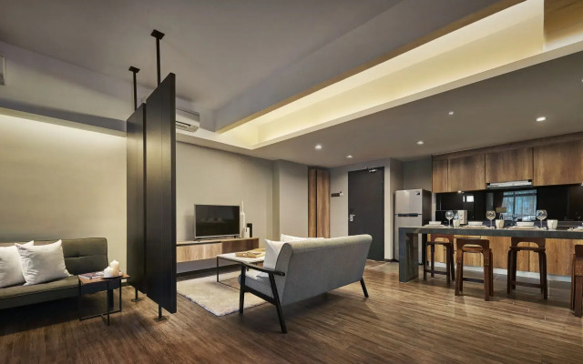 Tropics Eight Suites