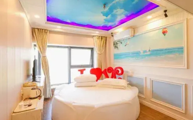 Shenyang Yuyi Theme Hotel