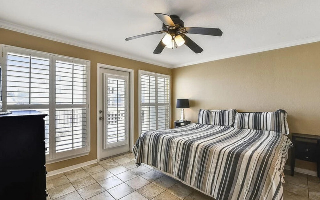 Seascape Resort Beachfront Condos