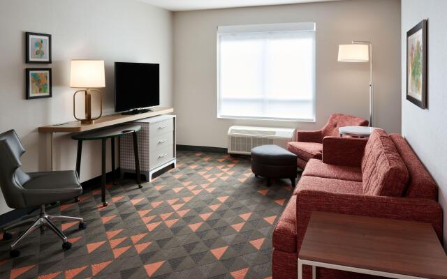 Holiday Inn & Suites Philadelphia W - Drexel Hill by IHG