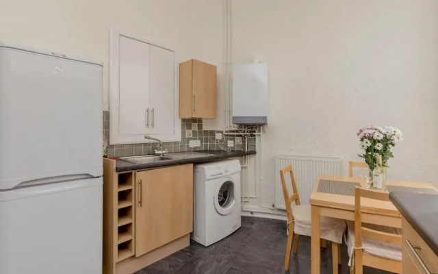 St James Quarter 2 Bed Apartment