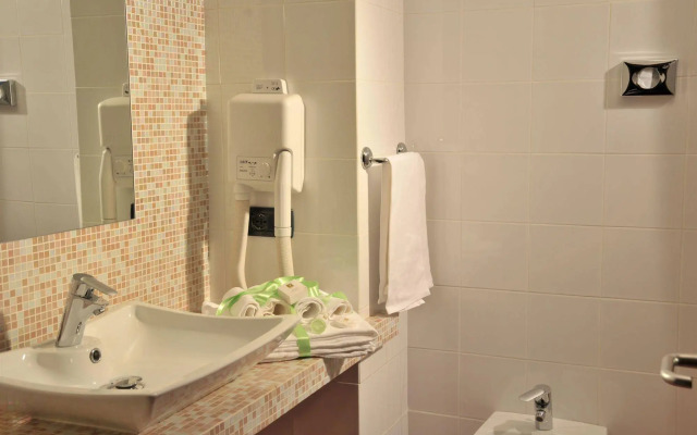 Hotel Versailles