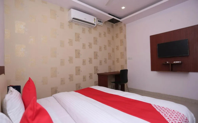 OYO 22079 Hotel Blueberry