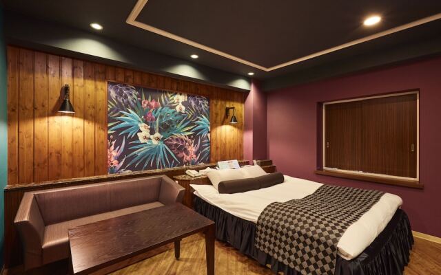 Hotel Mine (Love Hotel)