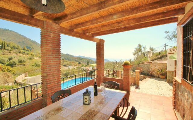 1066 Villa Laero