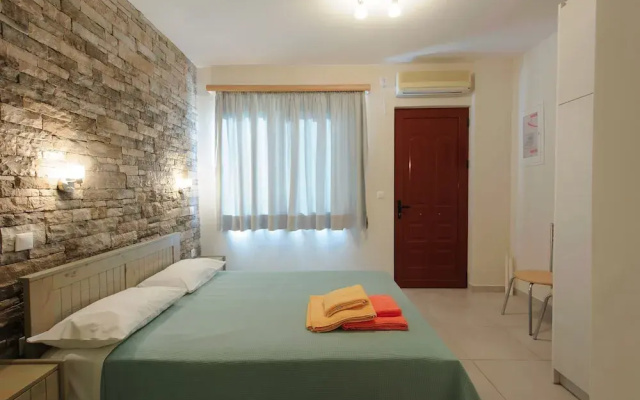 Holiday Rooms