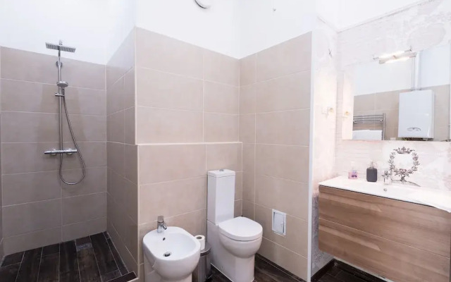 Budapest Easy Flat - Basilica Lux
