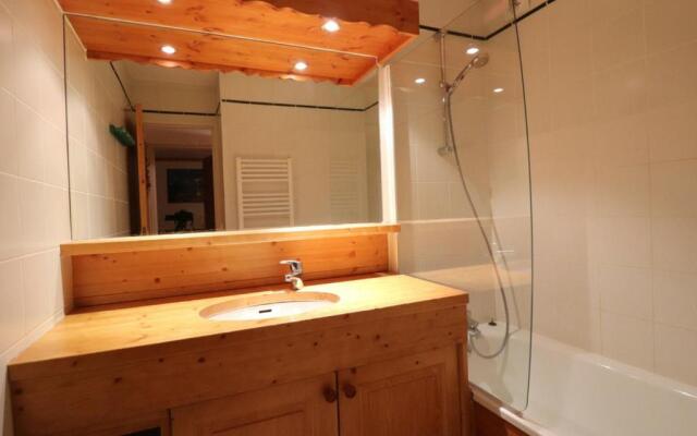 Appartement Méribel, 2 pièces, 5 personnes - FR-1-182-5