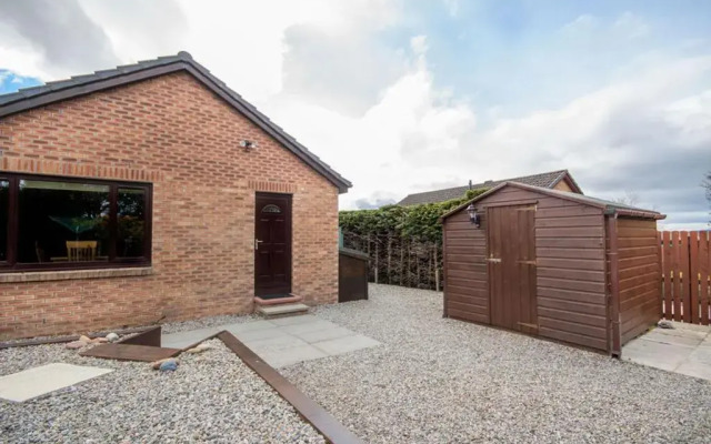 58 Moray Park