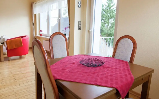 Peaceful Holiday Home in Rascheid near Forest