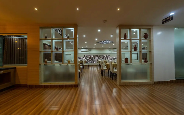 Tetrad Hotel - International Airport Road Hebbal