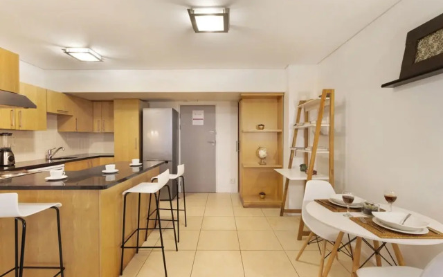 Fountain Suite 906