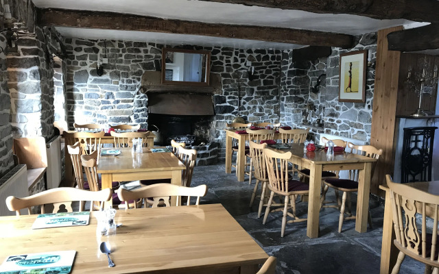 The Pecking Mill Inn