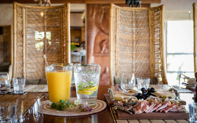 Makumu Private Game Lodge