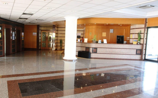 Tsokkos Gardens Hotel & Apartments