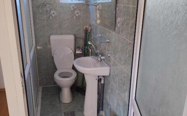 Casa Emy La 500m de Plaja 3 papuci