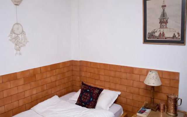 Tembas House