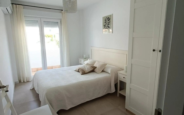 Rompeolas 16-Atlanterra