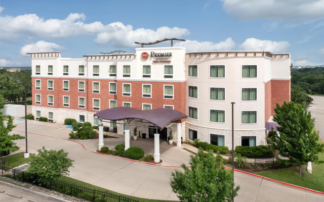 Best Western Premier Crown Chase Inn & Suites