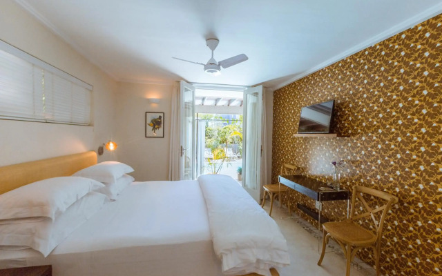 Cape Standard Guest House