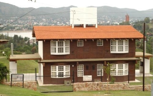 Cabanas Lago San Roque