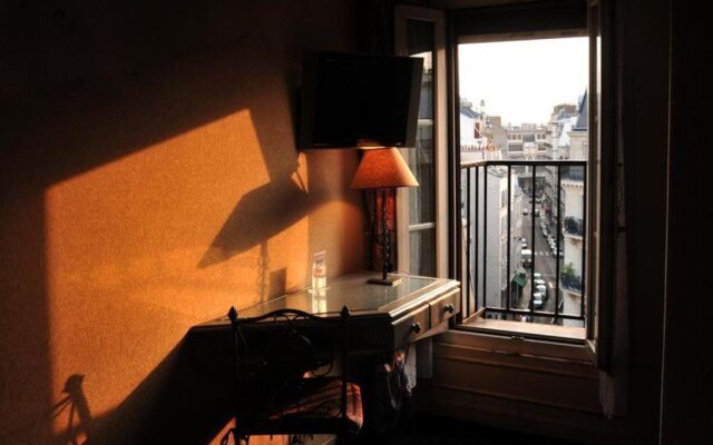 ELSA, Hôtel Paris