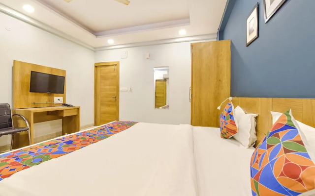 Fabhotel Rush Imperial