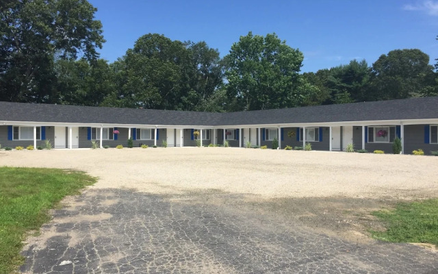 Shore Road Inn
