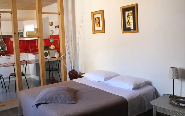 Une Chambre en Ville