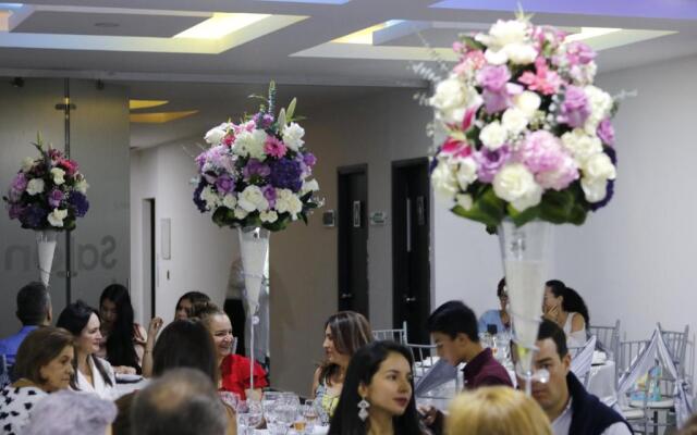 Hotel Guaitipan Plaza