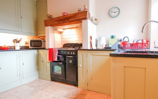Cloudberry Cottage