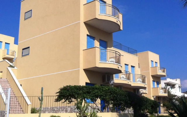 EliHotel