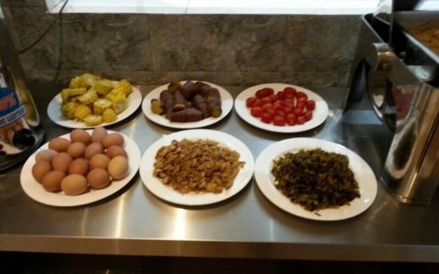 GreenTree Inn Guangzhou Chimelong Paradise Yuangang Metro Station Hotel